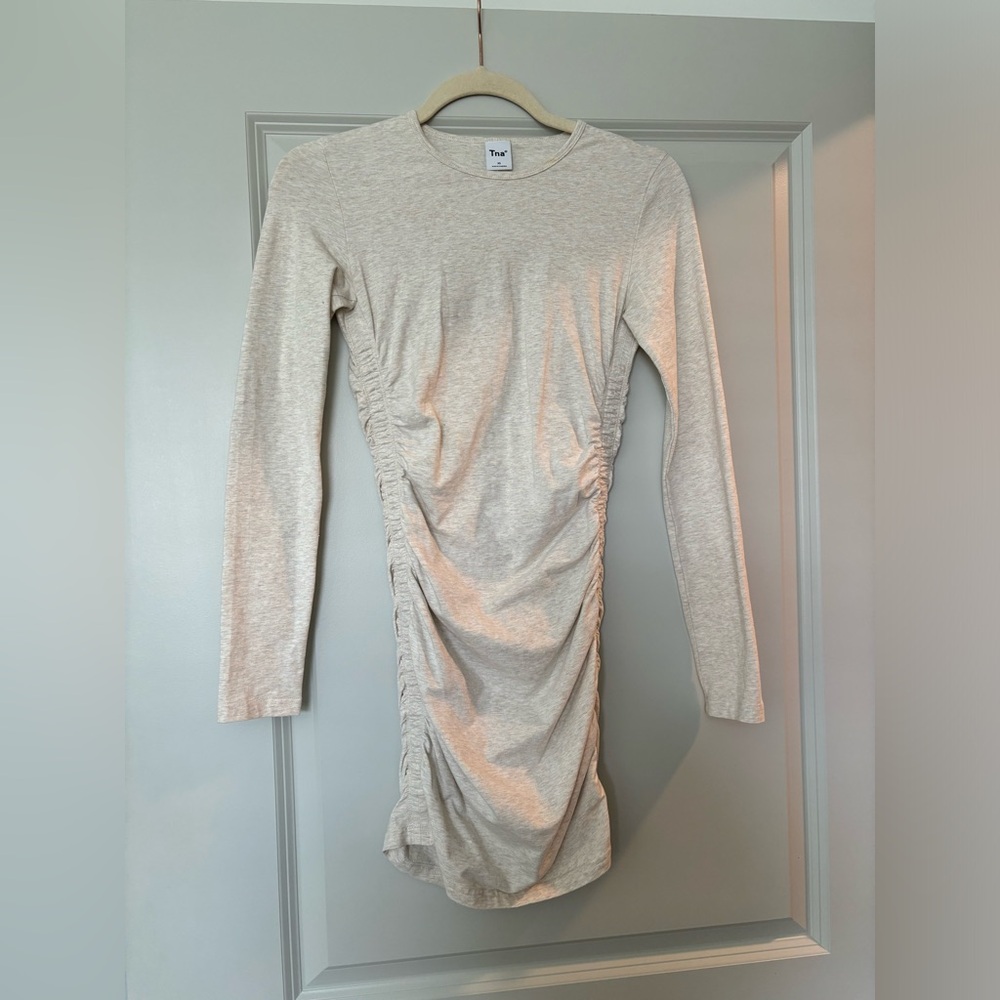 Aritzia TNA ruched mini dress - heather cream - size Xs